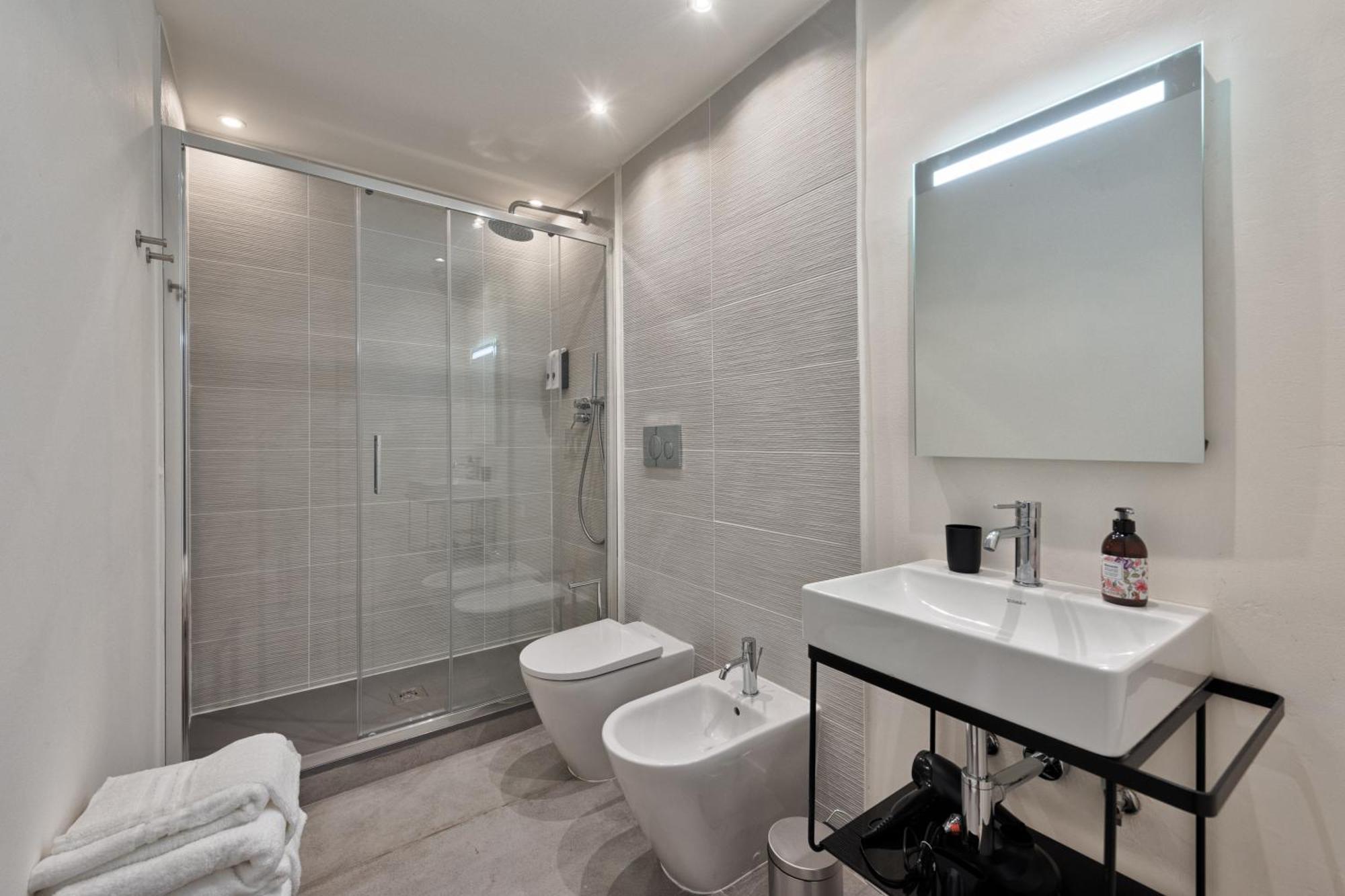Bligny Zero By Apartments To Art Turin Bagian luar foto